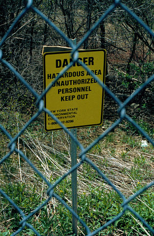 315px-Love_Canal_-_Danger_Hazardous_Area_sign